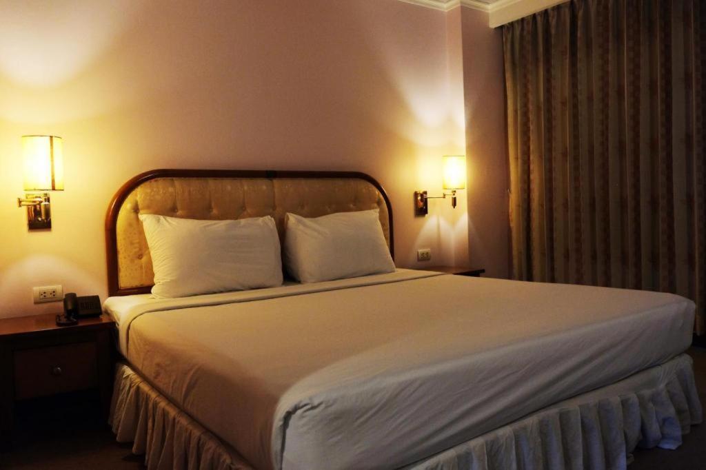 Western Grand Hotel Ratchaburi Ban Bang Kra Zewnętrze zdjęcie