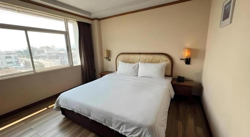 Western Grand Hotel Ratchaburi Ban Bang Kra Zewnętrze zdjęcie